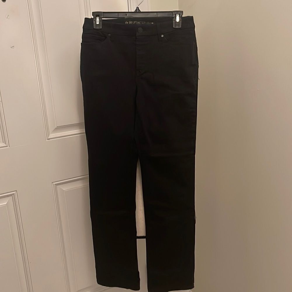 Chicos So lifting slim leg black jean